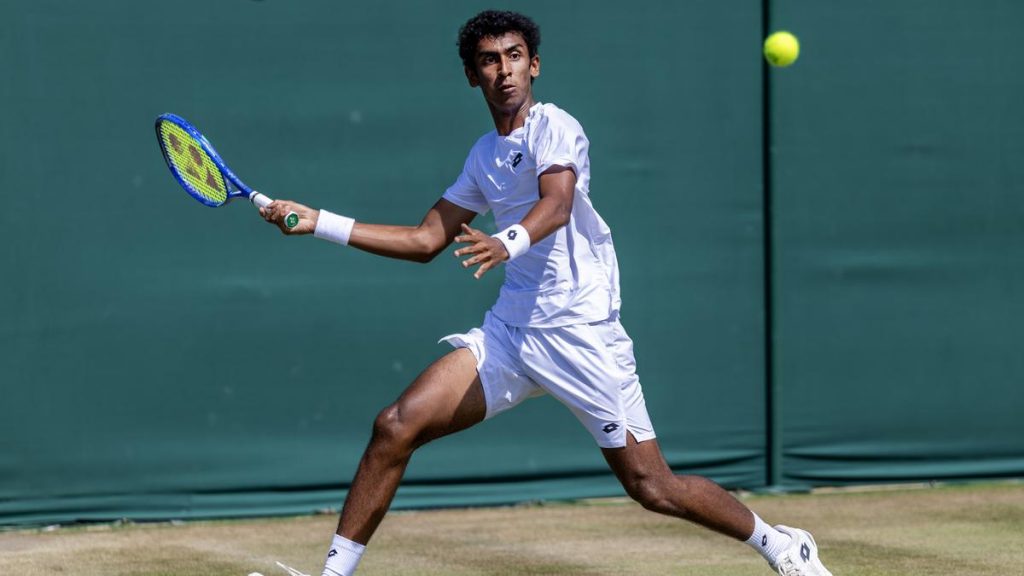 Indian teenager Arnav Paparkar causes a flutter in the tennis world Indian teenager Arnav Paparkar causes a flutter in the tennis world