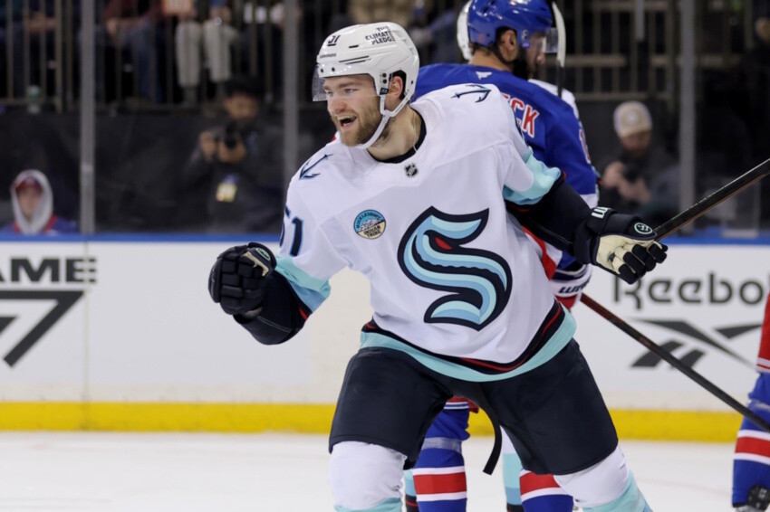 NHL Rumors: Vancouver Canucks – Shane Wright, and Marco Rossi NHL Rumors: Vancouver Canucks – Shane Wright, and Marco Rossi