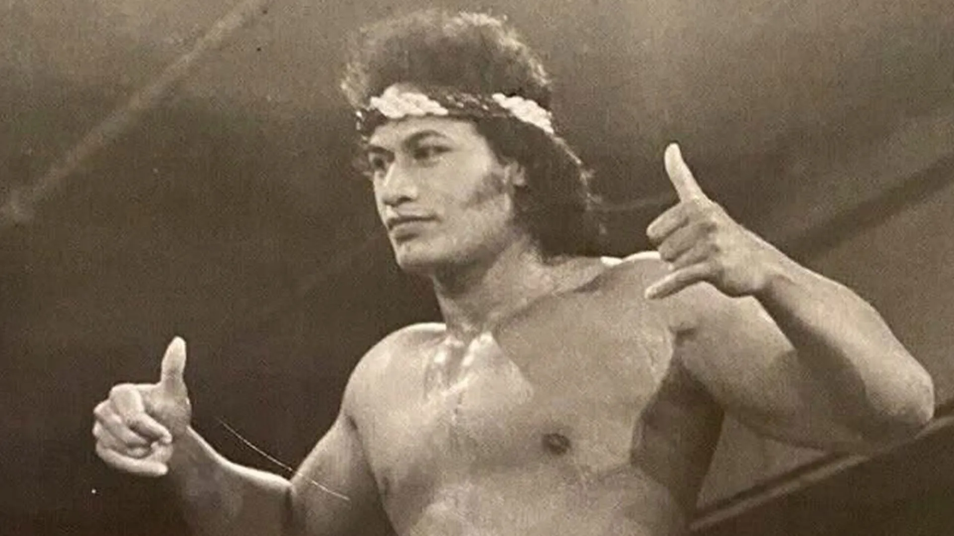 Siva Afi dead aged 77: Tributes pour in as family share tragic news that WWE legend nicknamed ‘Superfly’ has died Siva Afi dead aged 77: Tributes pour in as family share tragic news that WWE legend nicknamed ‘Superfly’ has died