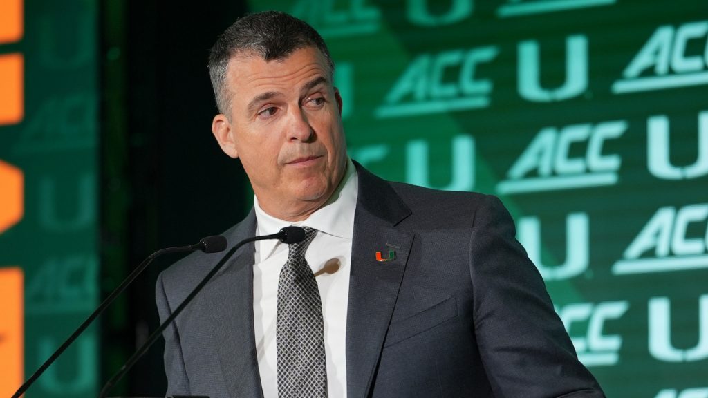 Mario Cristobal, Miami reportedly agree to contract extension Mario Cristobal, Miami reportedly agree to contract extension