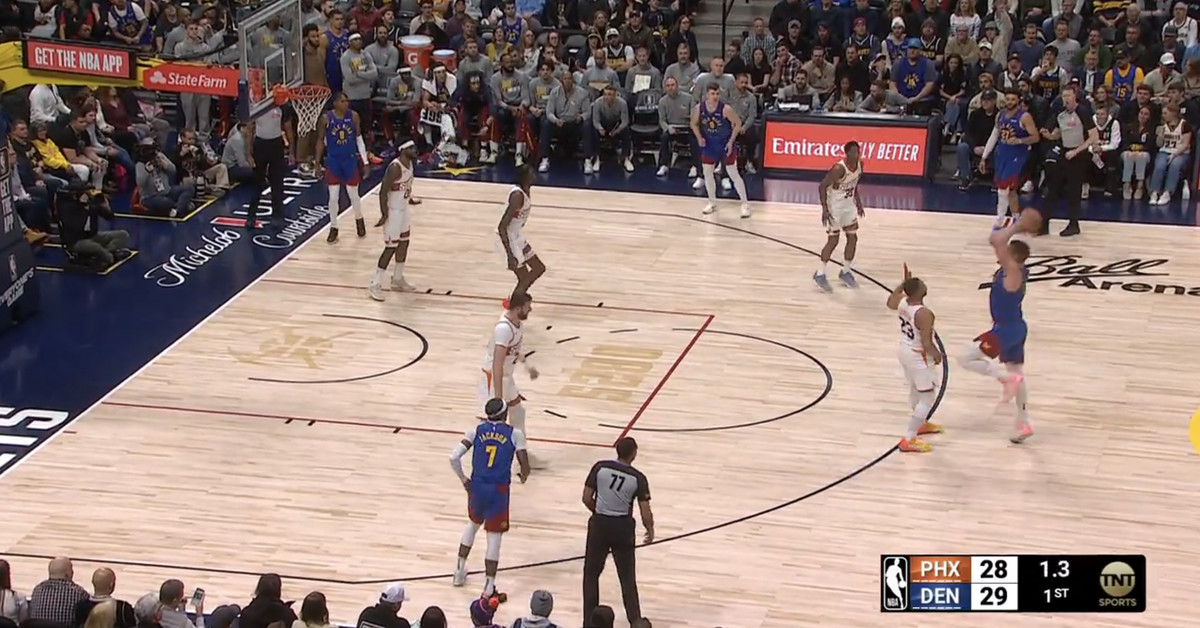 Nikola Jokic hit ultimate flex with 3-pointer on ‘Sombor Shuffle’