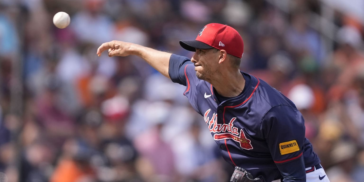 Morton has no trouble with the curve: 'It's made him who he is'
