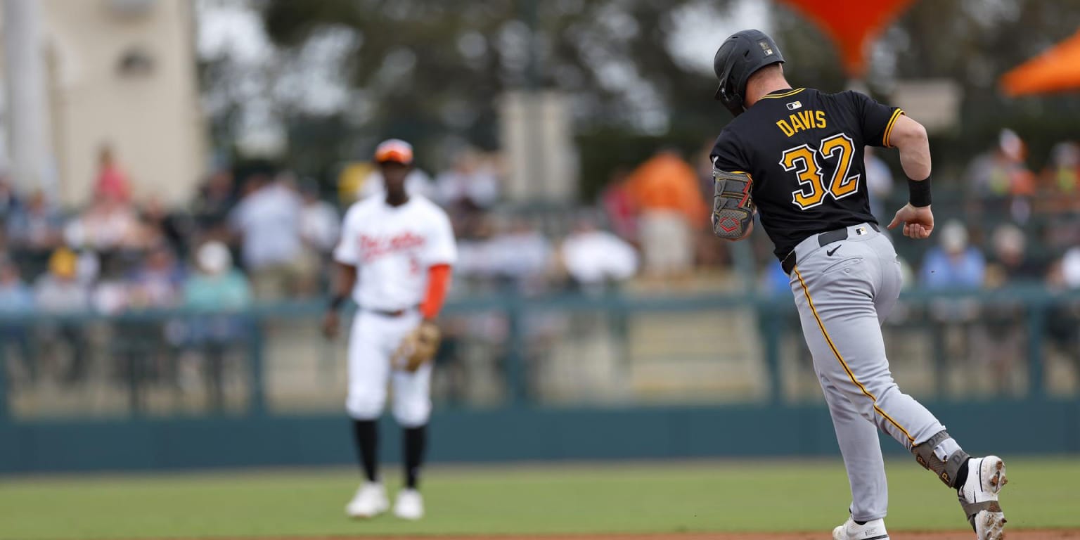 Breaking down the Bucs' key positional battles so far