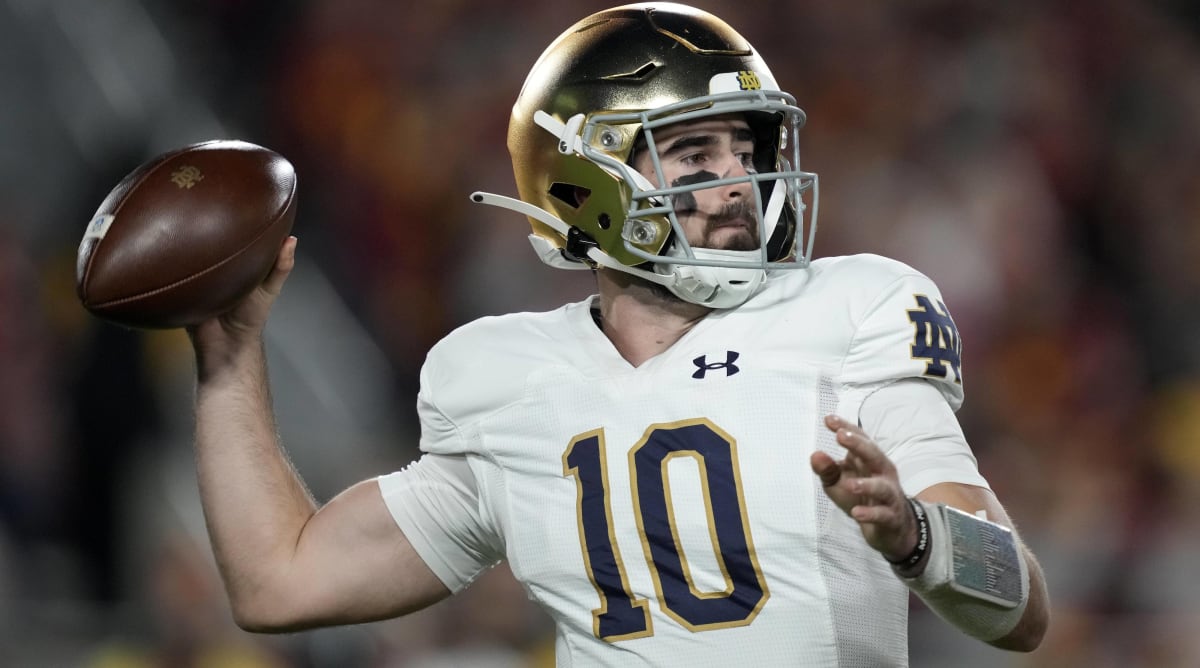 Ex-Notre Dame, Arizona State QB Drew Pyne Transfers to Missouri Ex-Notre Dame, Arizona State QB Drew Pyne Transfers to Missouri