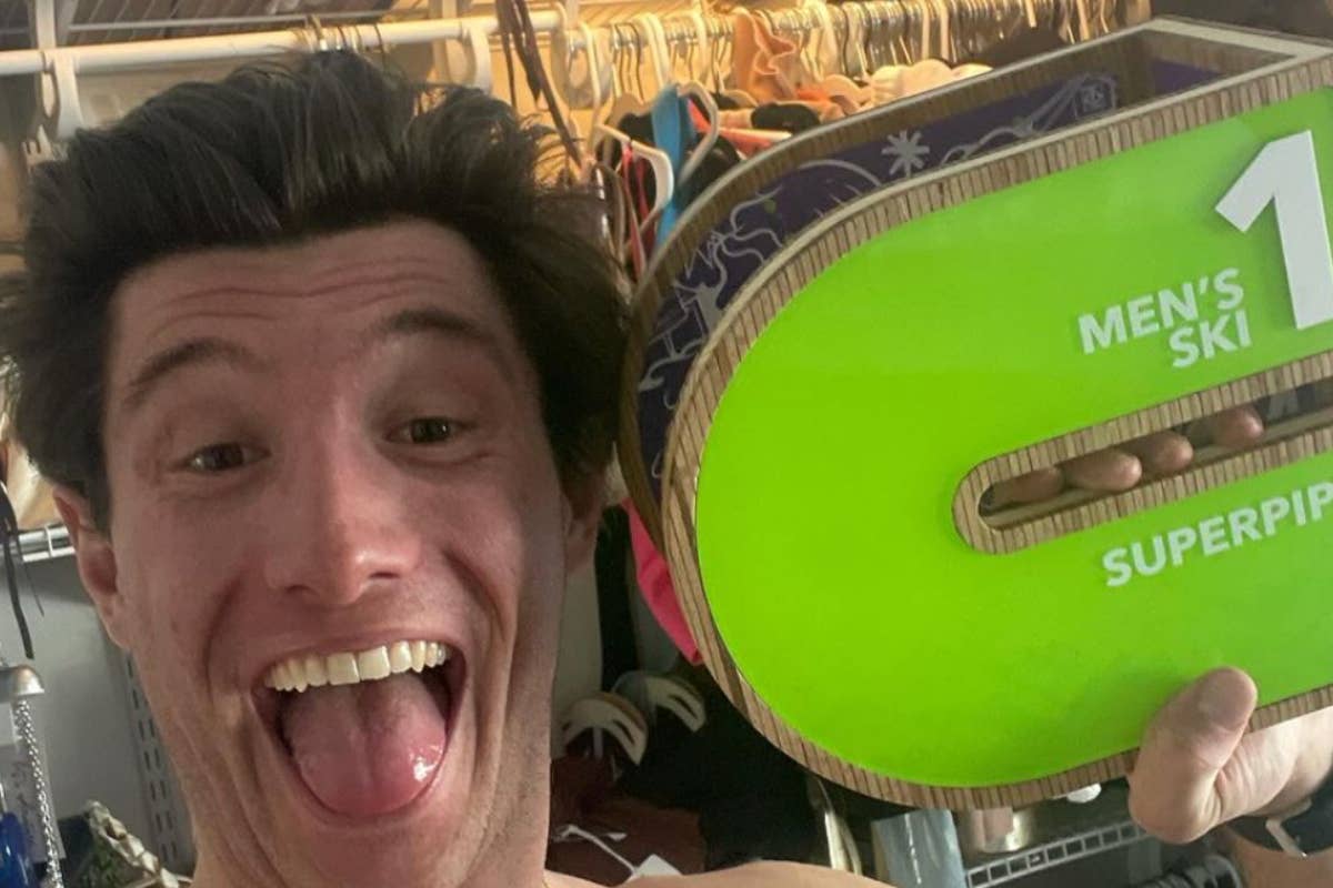 Half Pipe Skier Completes "Perfect" Season With Seven Wins