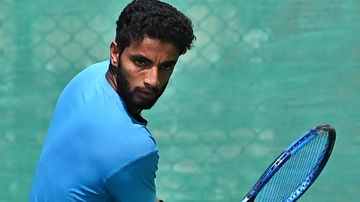 Manish stuns Sultanov in the first round; Karan overturns Mukund
