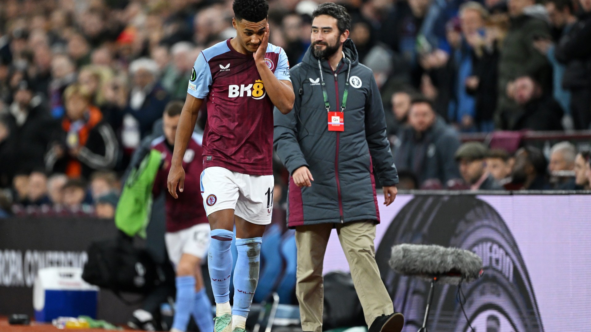 Ollie Watkins goes off injured during Aston Villa win but Unai Emery issues encouraging update