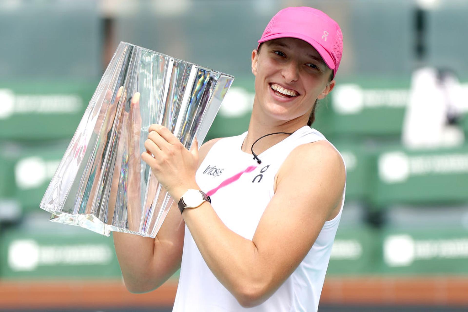 Indian Wells: Iga Swiatek wins title, achieves impressive Serena Williams feat
