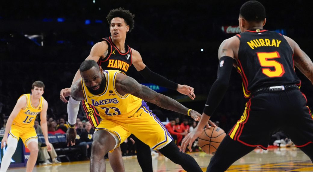 LeBron scores 25, D’Angelo Russell ties Lakers’ three-pointers record in win over Hawks