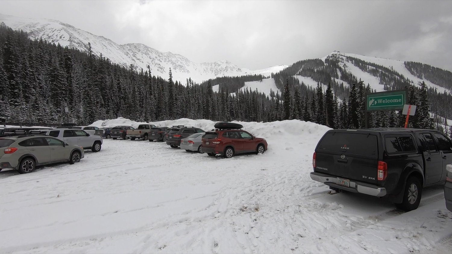 Arapahoe Basin Announces Paid Parking Reservation System for 2024-25, Signals Ikon Access May Change