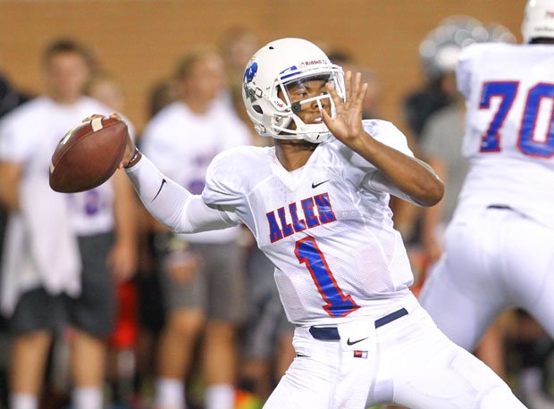 High School Dual-Threat QBs Need to Show These Things on Film