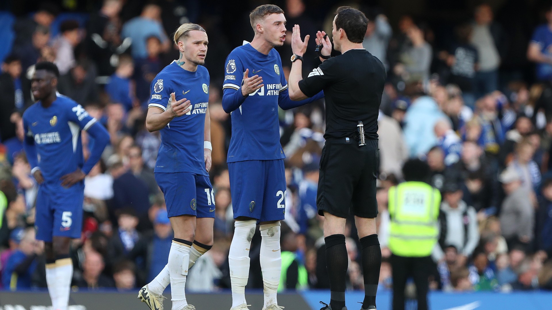 Why Sheffield United vs Chelsea has been given bizarre kick-off time this weekend as Premier League change fixture
