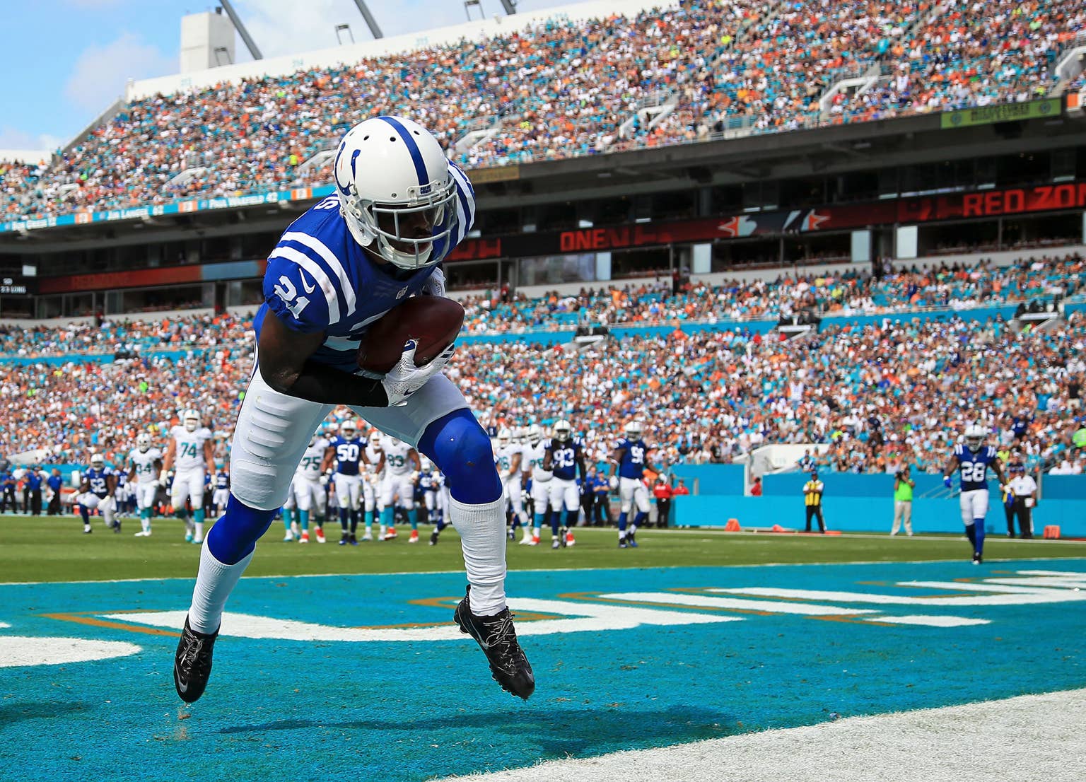 Vontae Davis' Former NFL Coach Reacts To His Tragic Death