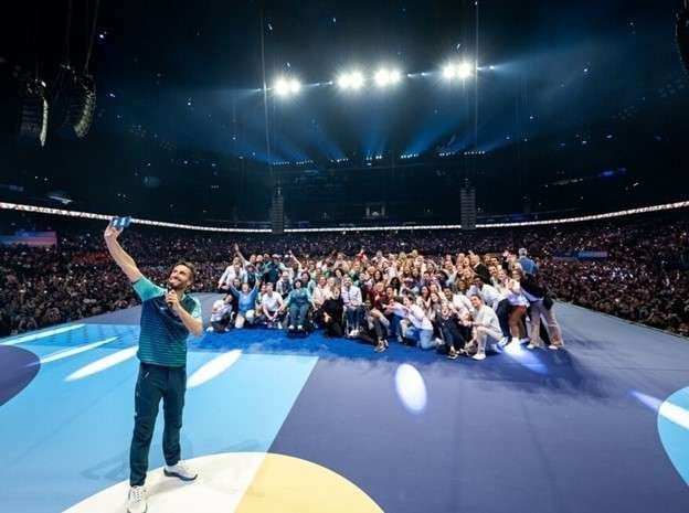 Asia: 
                                        The Paris 2024 Volunteer Convention brought together 40,000 volunteers in a party atmosphere