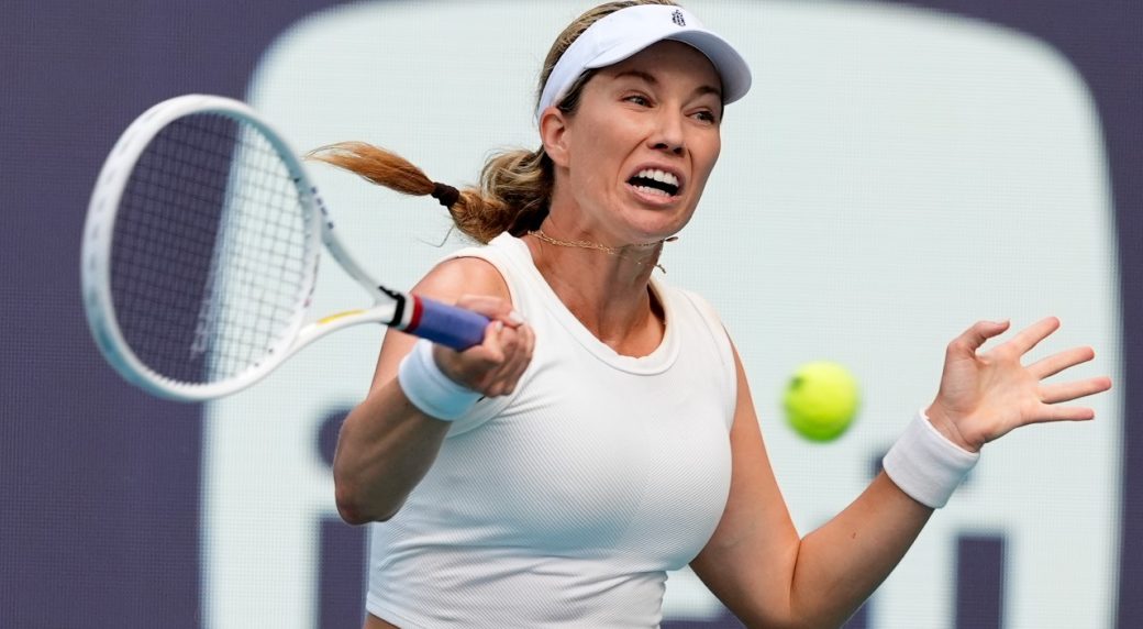 Collins tops defending champion Jabeur, advances at Charleston open