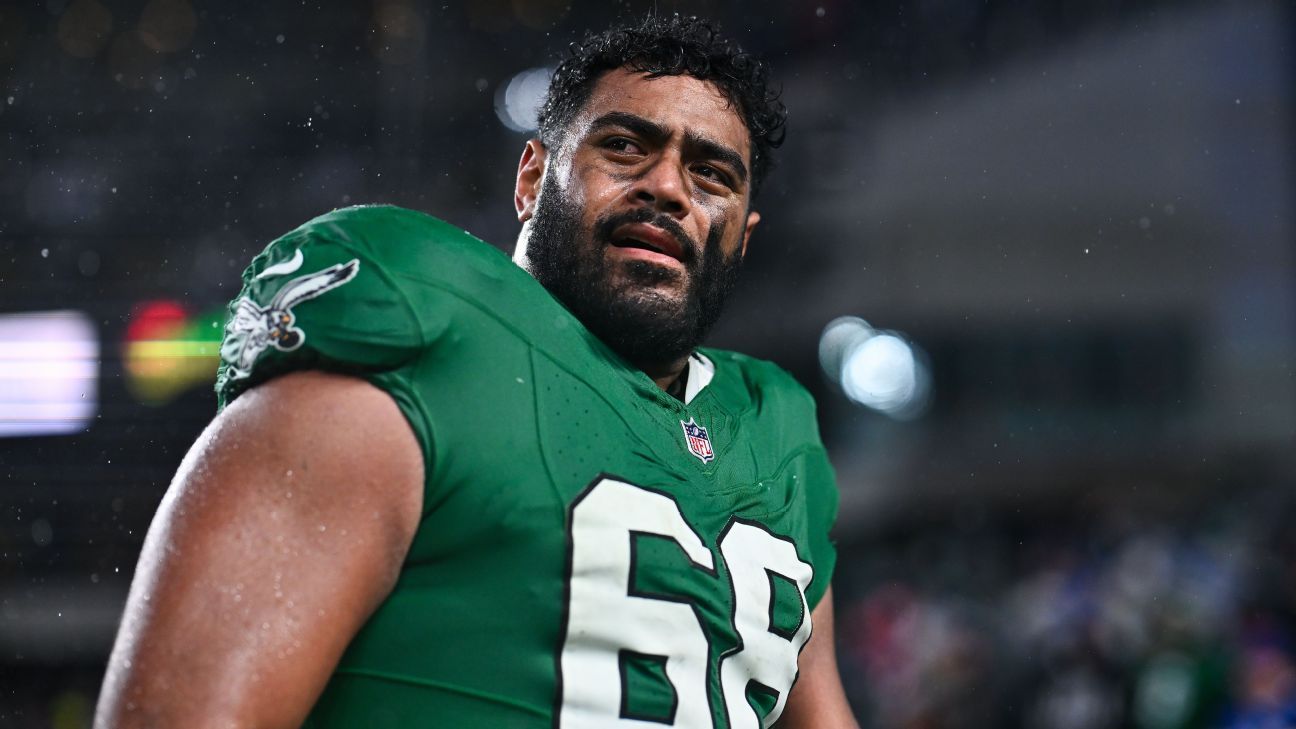 Sources: LT Mailata, Eagles agree to M deal