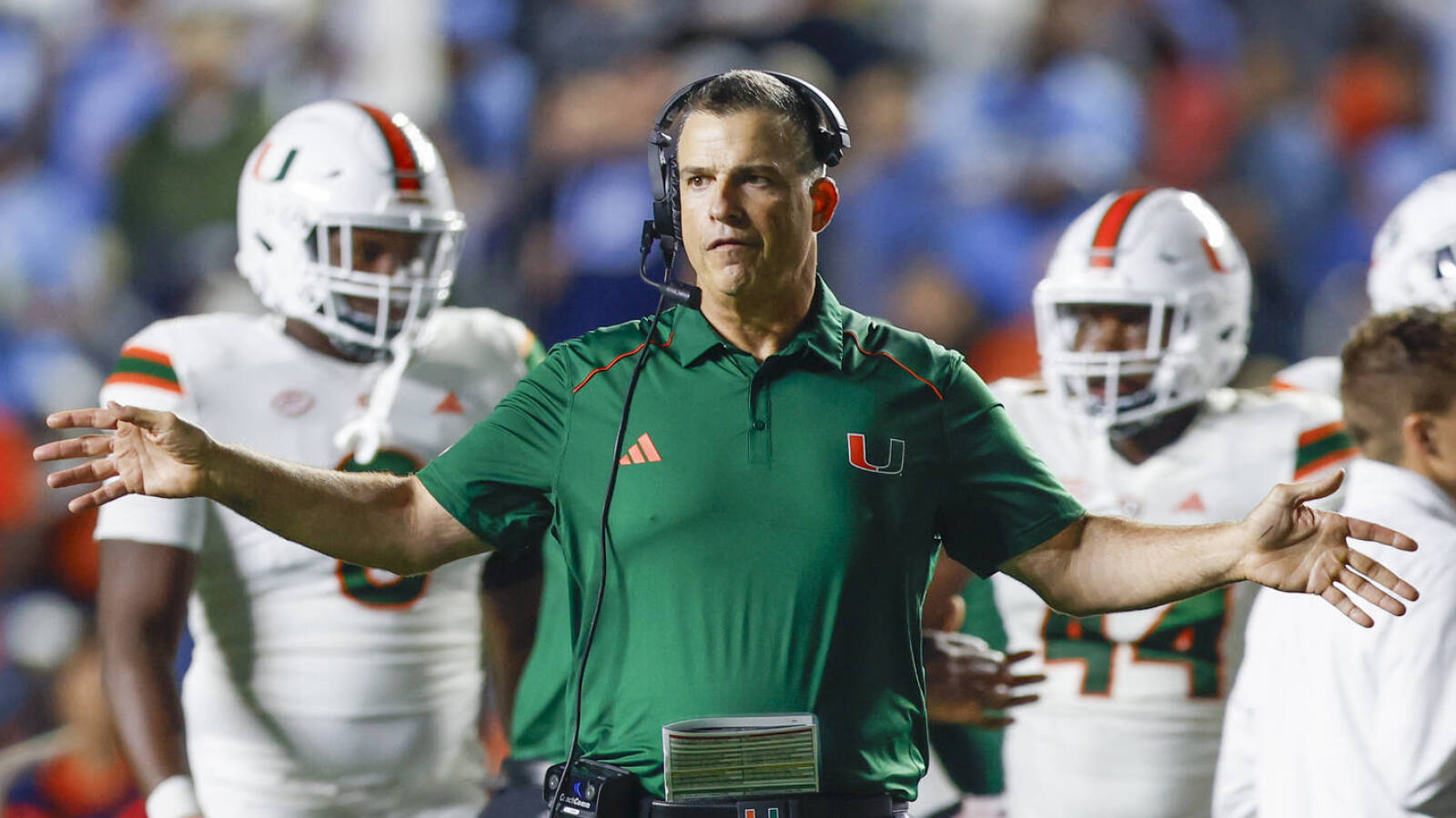 Miami gives scholarship offer to son of Hurricanes legend