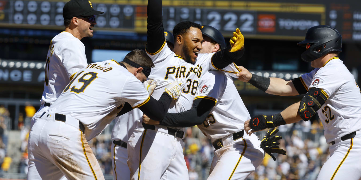 Walk-off magic continues, gives Pirates series win over O's