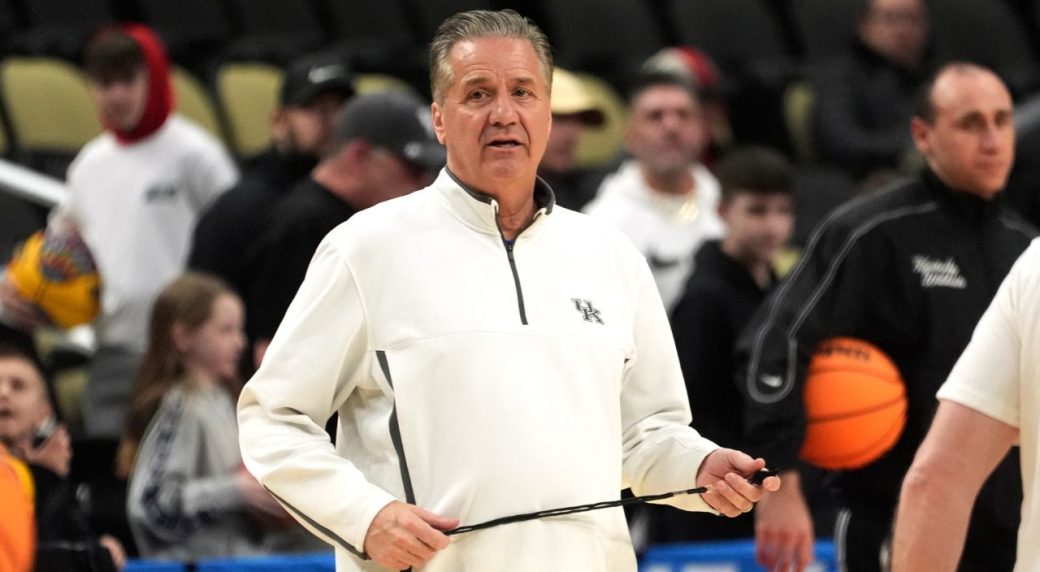 Report: Arkansas to hire Jon Calipari as new head coach Report: Arkansas to hire Jon Calipari as new head coach