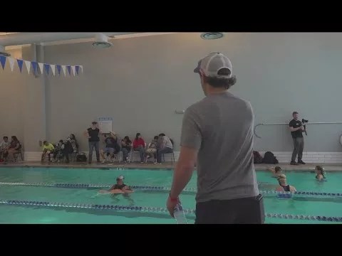 Swim Clinic in Southern California Empowers Youth With Disabilities | CBS 8 San Diego