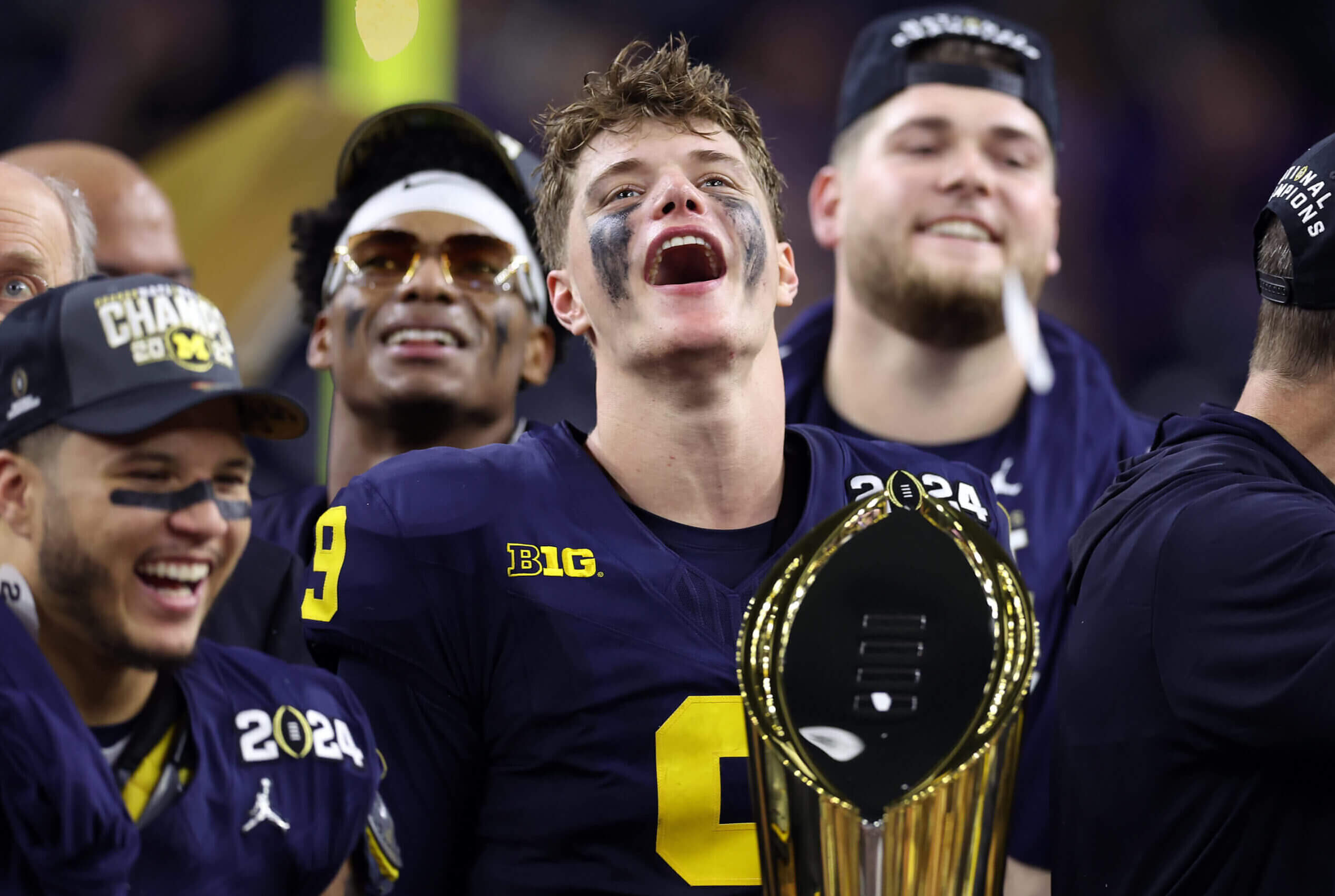Can Michigan break Georgia’s NFL Draft record? Plus, which freshmen can make an impact?