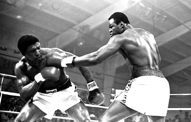 April 11, 1981: Holmes vs Berbick