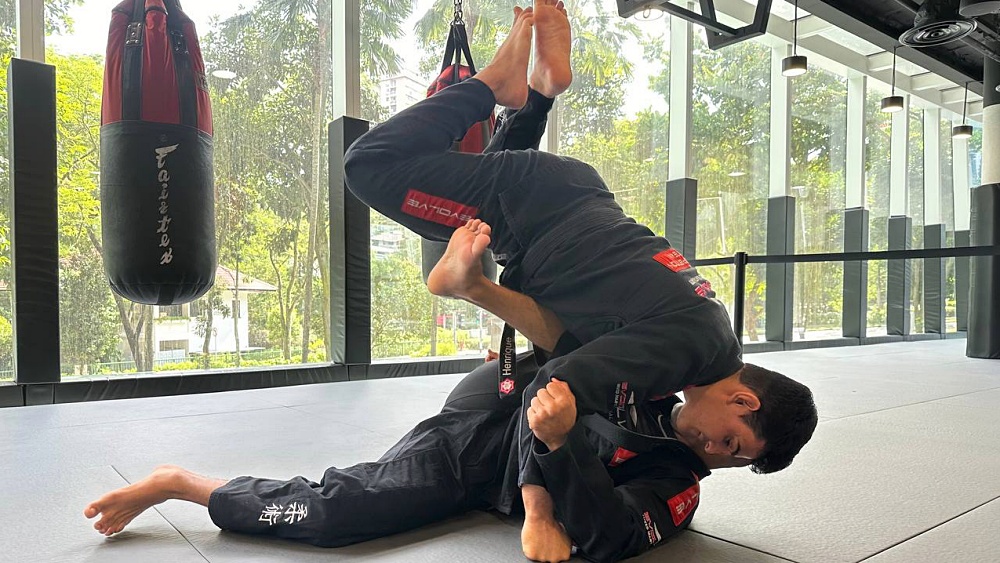 Introduction To Float Passing In BJJ