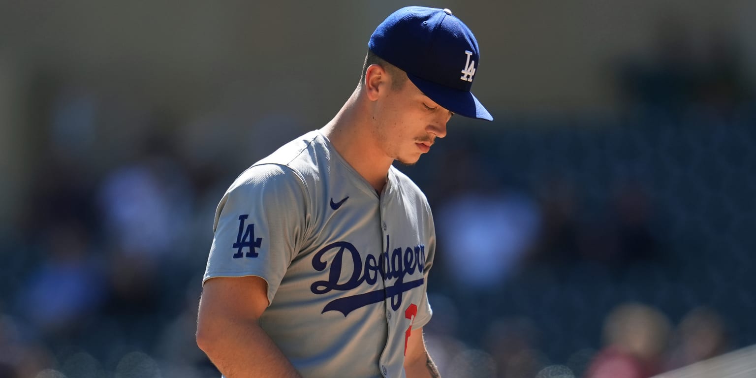 Miller to IL with right shoulder inflammation