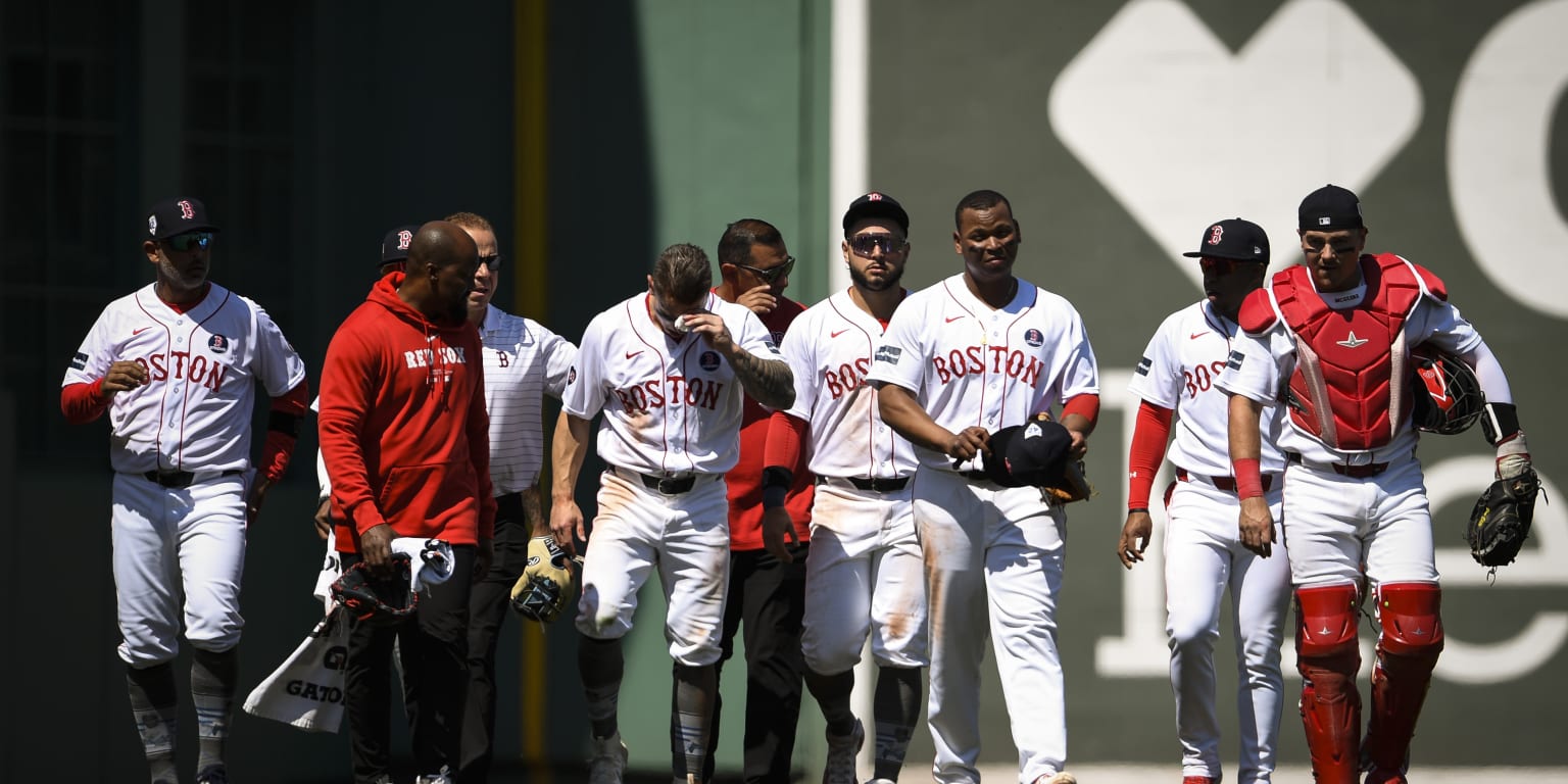 O'Neill gets 8 stitches after OF collision with Devers O'Neill gets 8 stitches after OF collision with Devers
