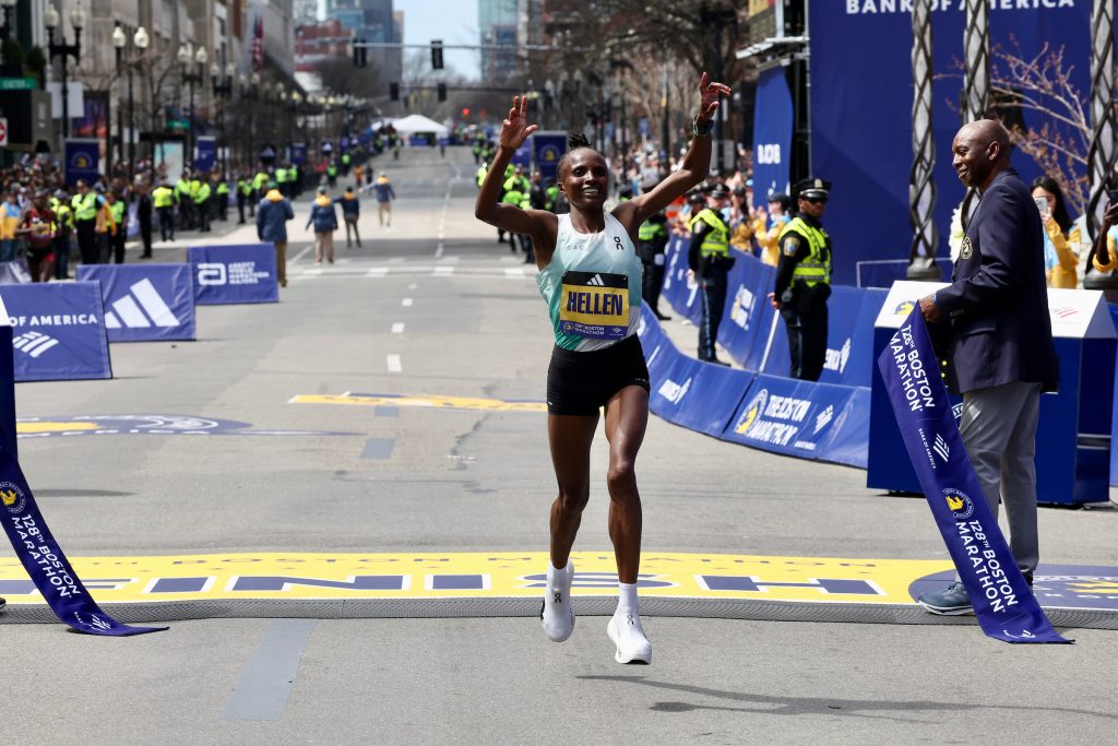 Hellen Obiri Rips 15:06 5k From 35k To 40k To Repeat As Boston Marathon Champion