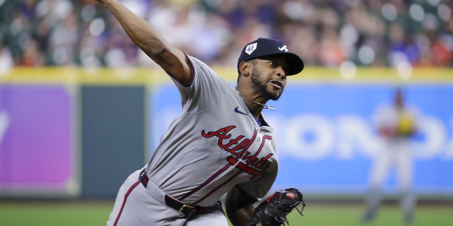 Vines' Jackie Robinson Day start holds unique place in his heart