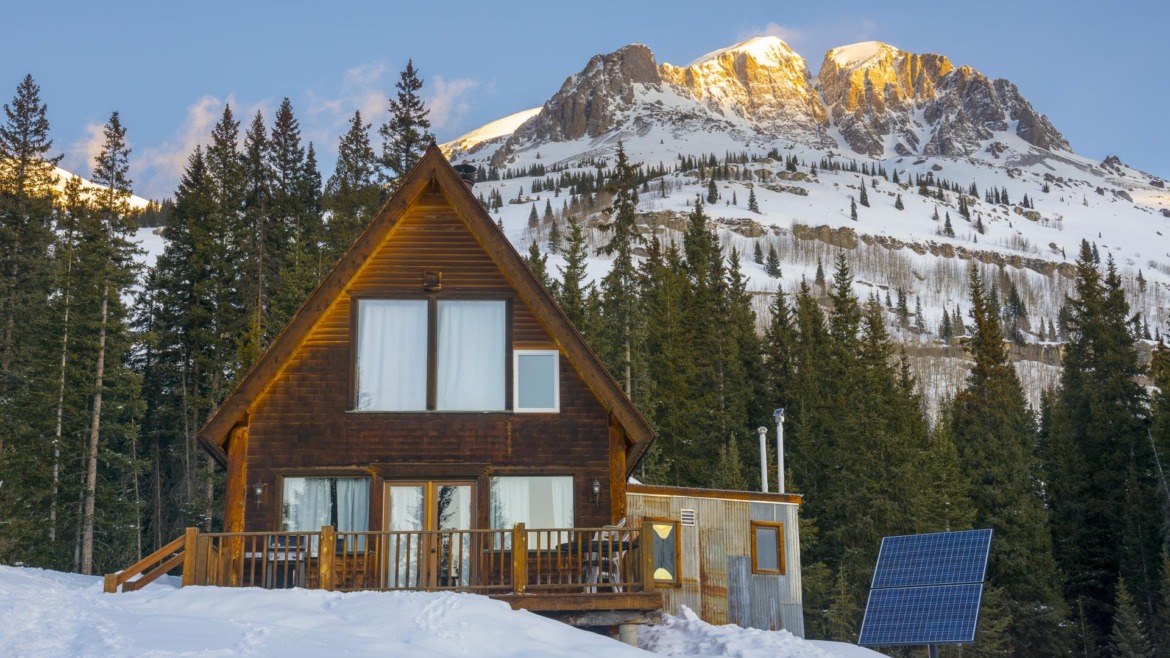 A Small Hut for Big Skiing in the San Juans: Aladdin’s Lamp A Small Hut for Big Skiing in the San Juans: Aladdin’s Lamp