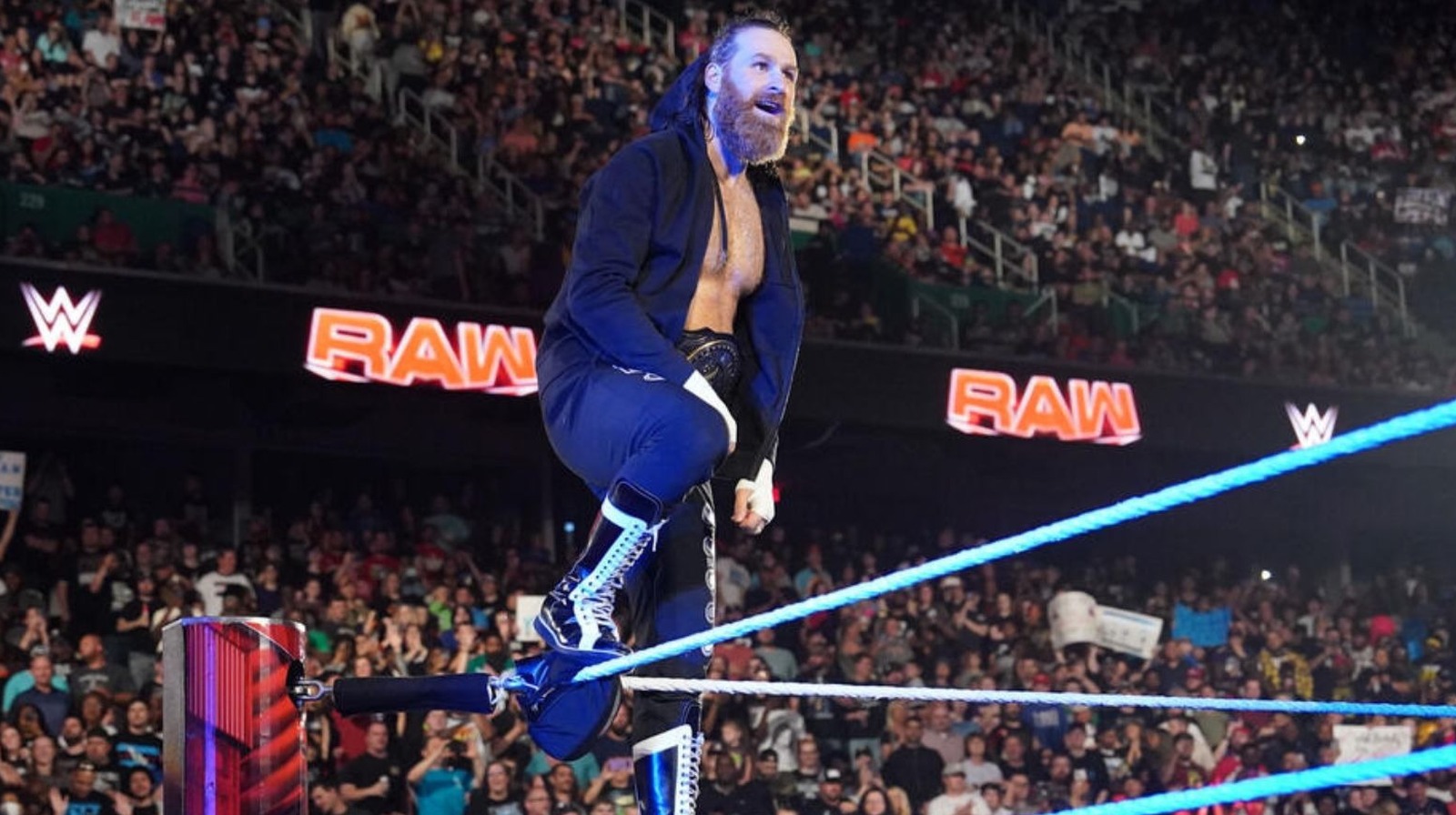 Otis Abandons Chad Gable, Sami Zayn Retains IC Title At WWE Clash At The Castle