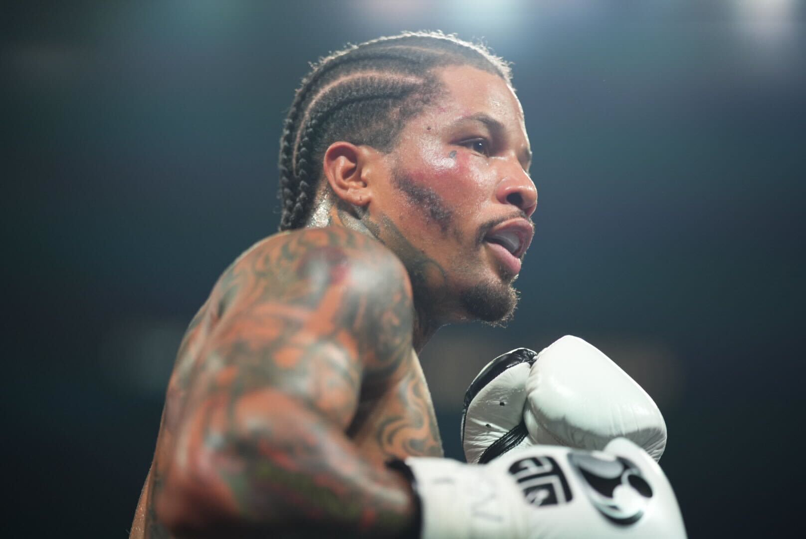 Tank Davis Rolls through Frank Martin with explosive knockout Tank Davis Rolls through Frank Martin with explosive knockout