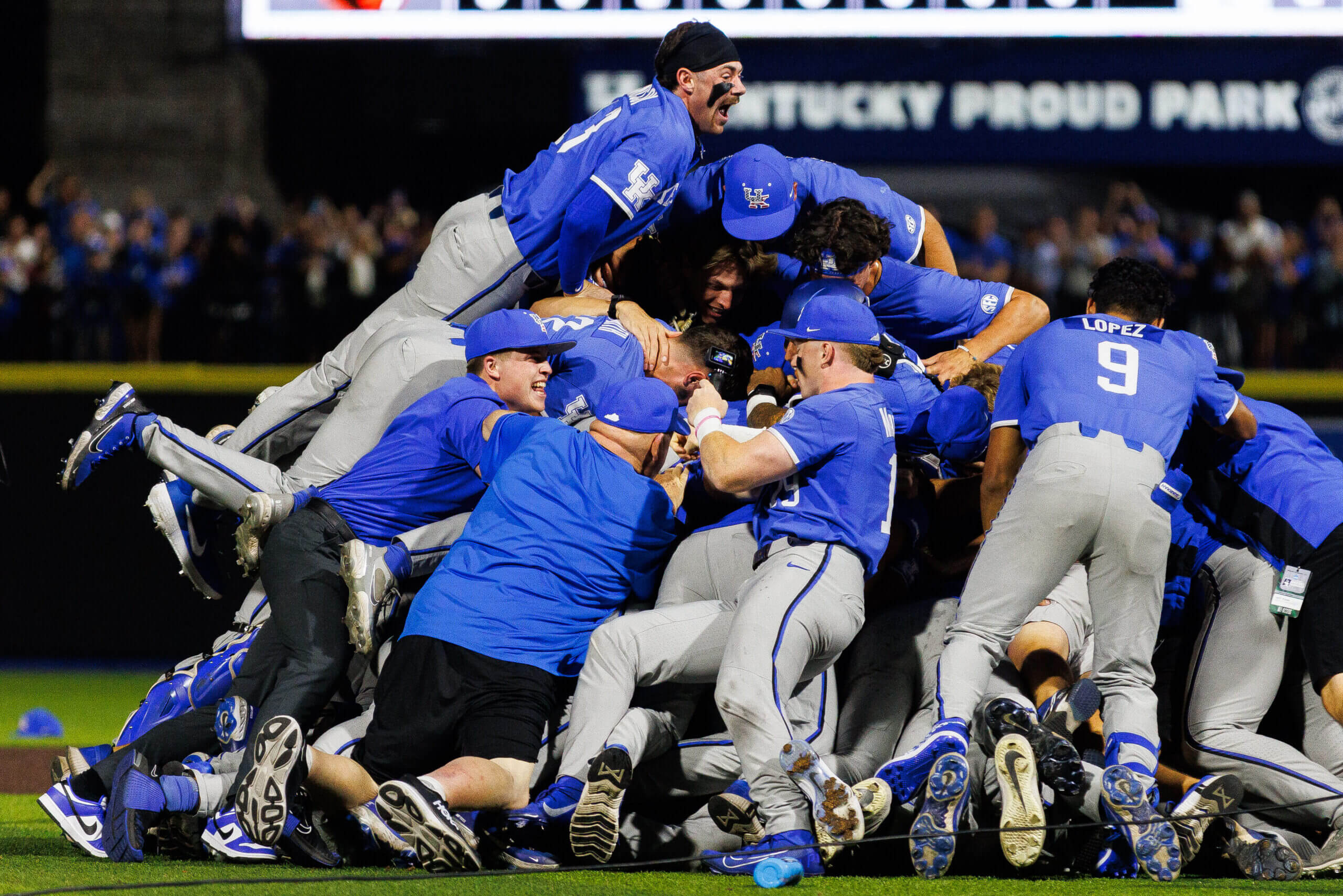 Inside Kentucky baseball's journey to their first College World Series appearance