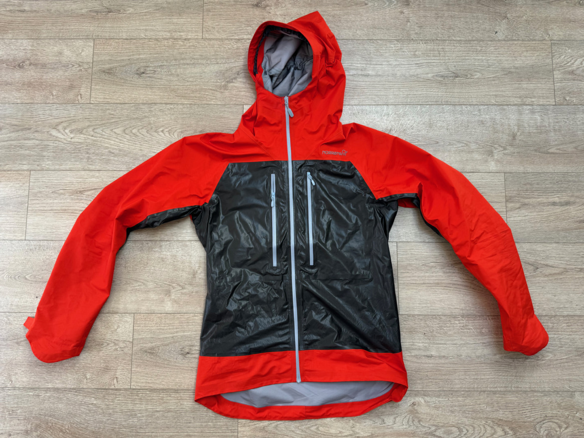 Good and Bad of an Experimental Touring Shell from Norrona