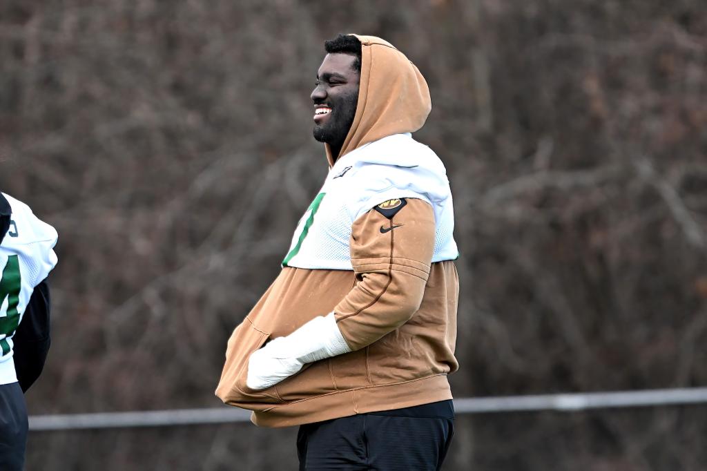 Mekhi Becton laments season that ‘wasn’t like I wanted it’ with Jets future unclear Mekhi Becton laments season that ‘wasn’t like I wanted it’ with Jets future unclear
