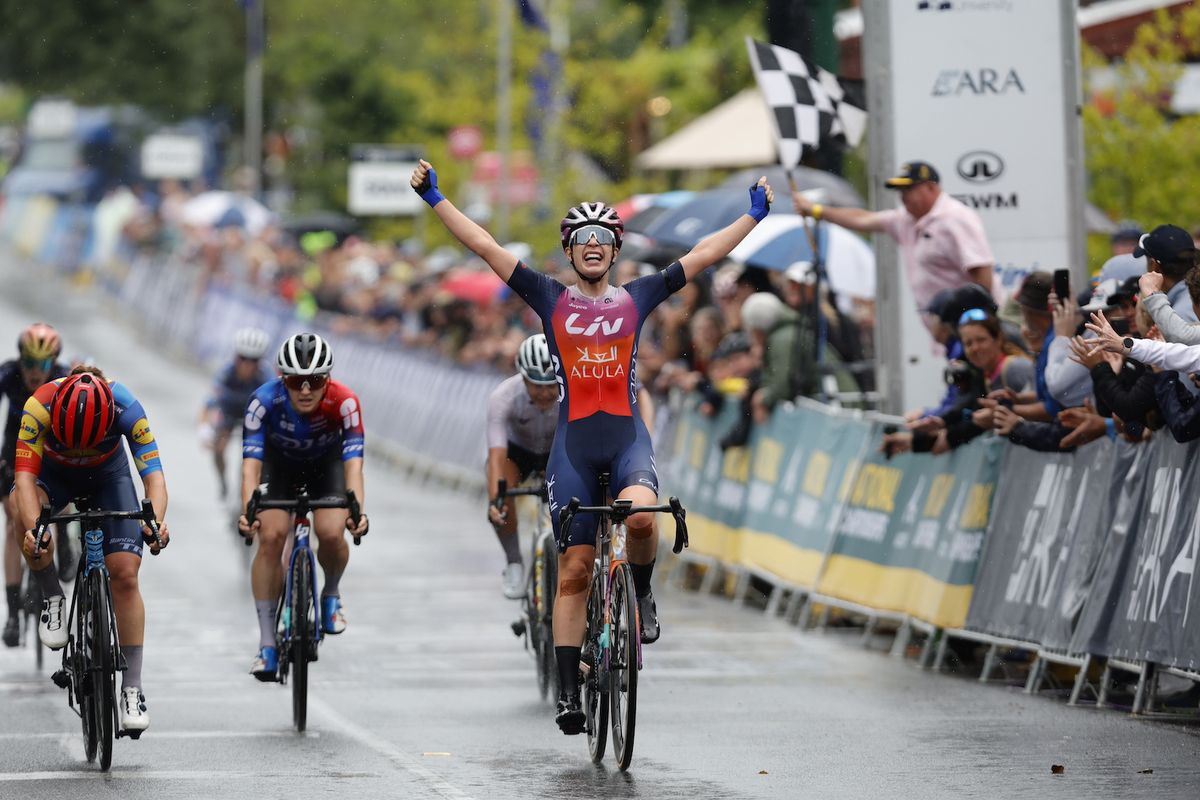 Relentless Ruby Roseman-Gannon wins Australian elite women's road race title