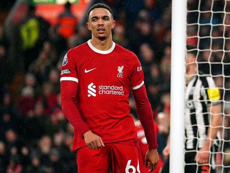 Liverpool must 'find solutions' with Alexander-Arnold ruled out several weeks