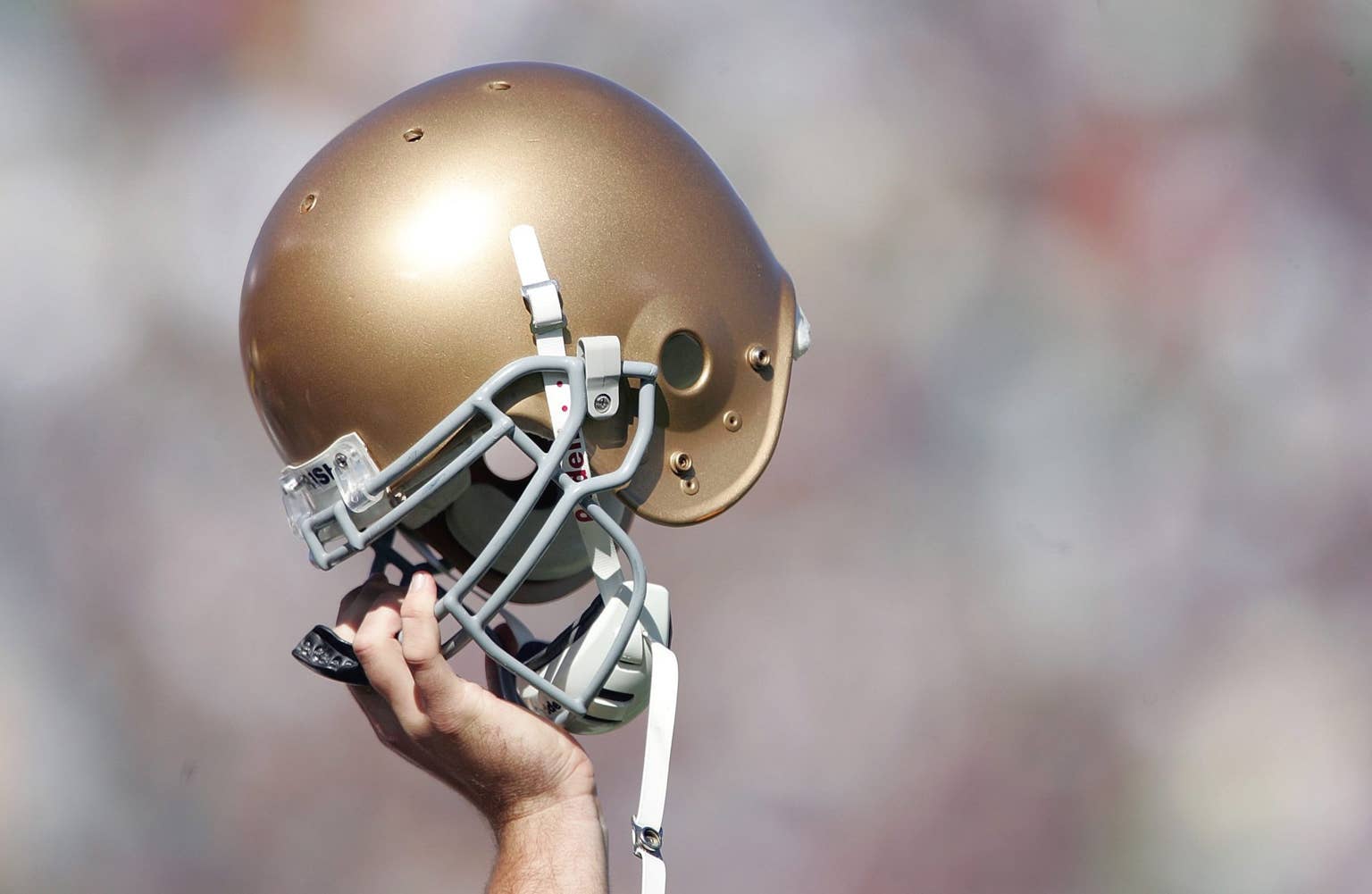 Former Notre Dame Football Star Has Died At 64