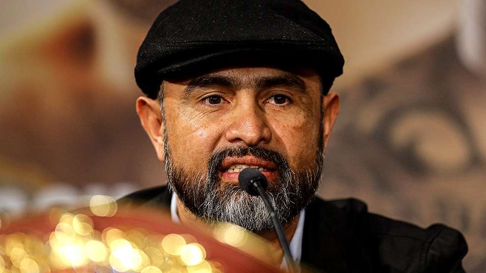 Manny Robles wants more determination from Sultan Zaurbek and to bring out the “dog in him”