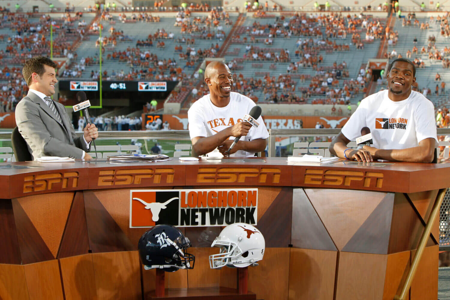 Texas to relaunch Longhorn Network as streaming service upon school's move to SEC