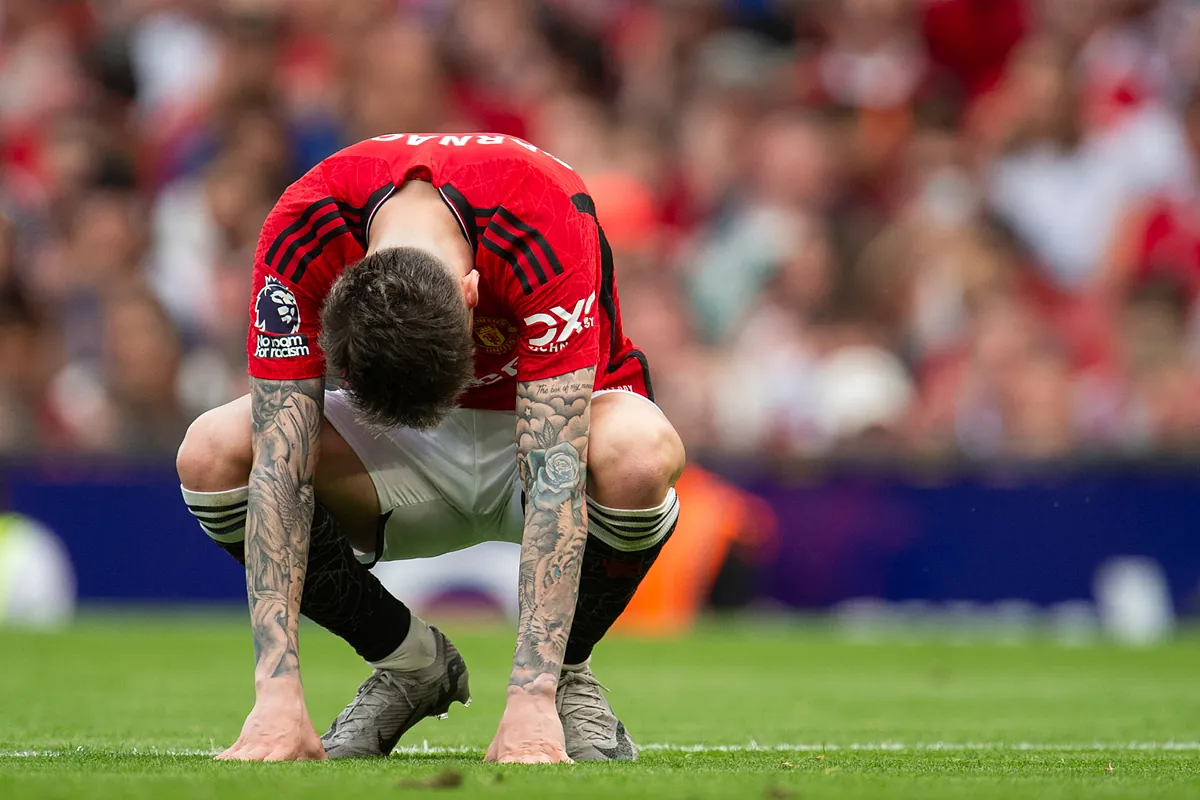Manchester United out of Europe barring a miracle, Chelsea complete comeback