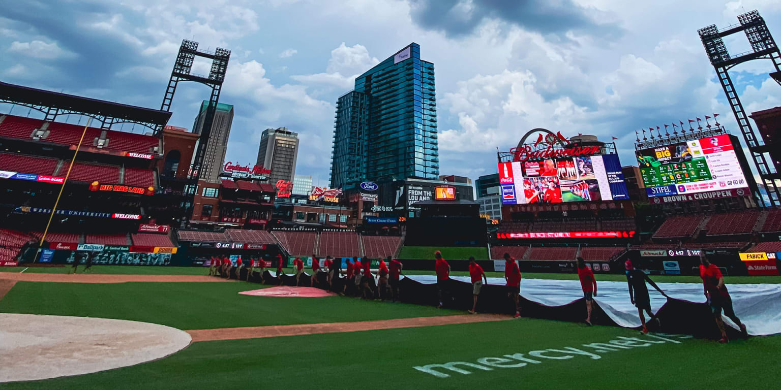 Braves-Cards game postponed Tuesday; split DH on Wednesday