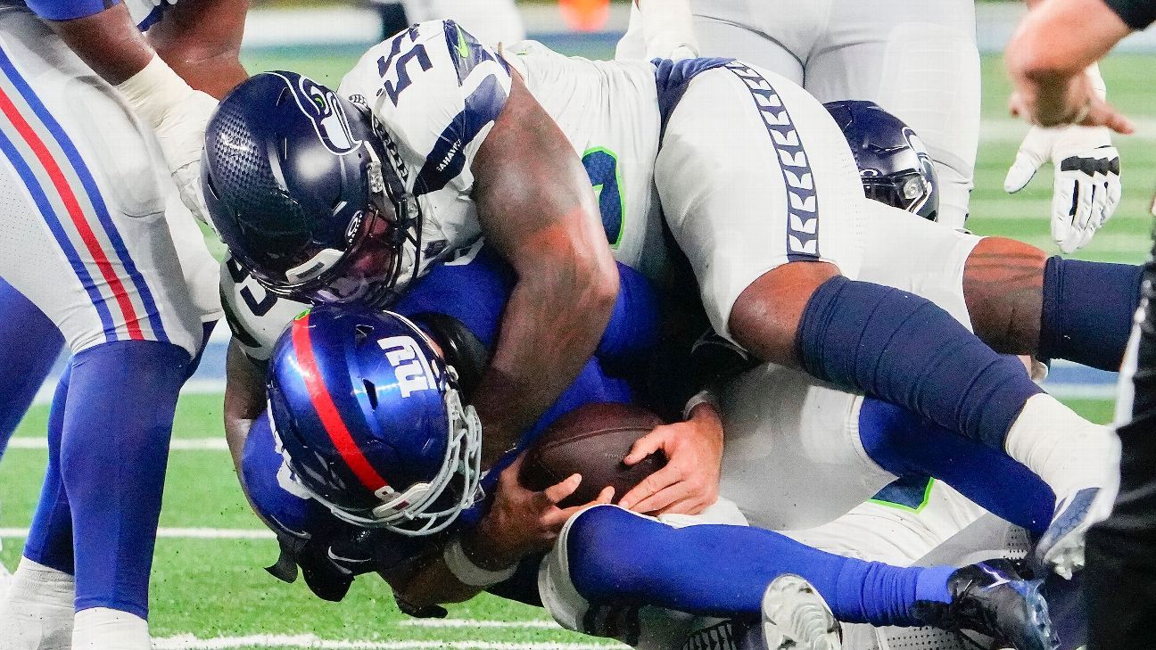 Versatility key as Mike Macdonald plans to unlock Dre'Mont Jones and Seahawks defense Versatility key as Mike Macdonald plans to unlock Dre'Mont Jones and Seahawks defense