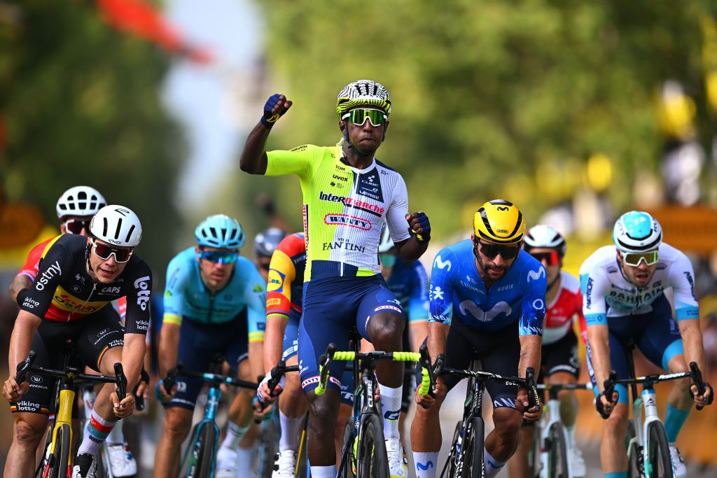 Tour de France stage 3: Biniam Girmay wins bunch sprint in Turin