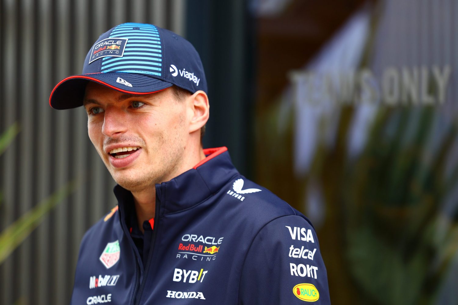 Verstappen dismisses critics, not friendship with Norris