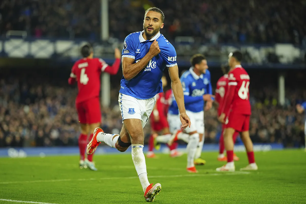 Everton dent Liverpool's title hopes at Goodison Park