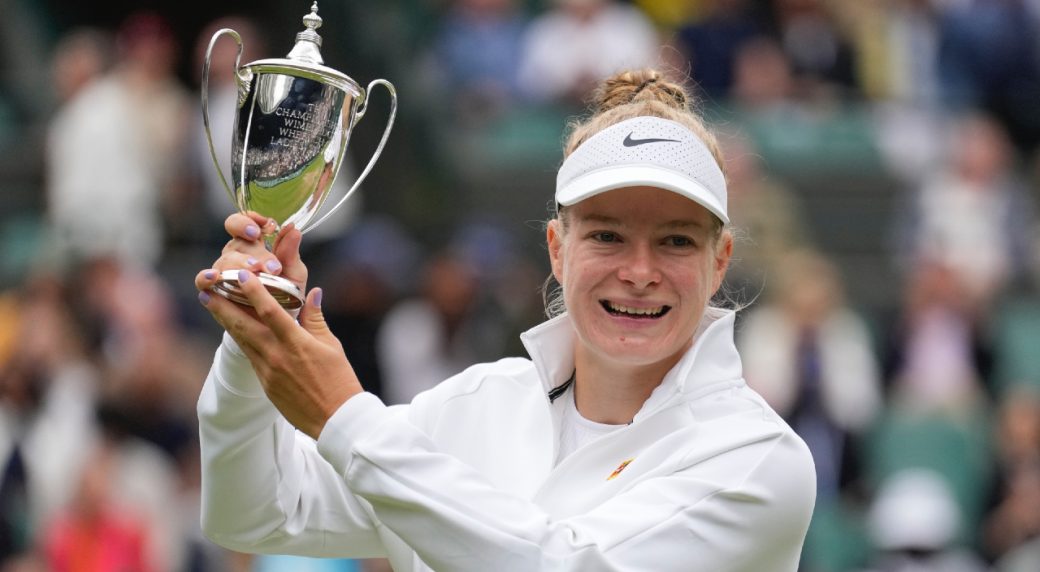 Diede de Groot wins Wimbledon women’s wheelchair final for 15th straight major title