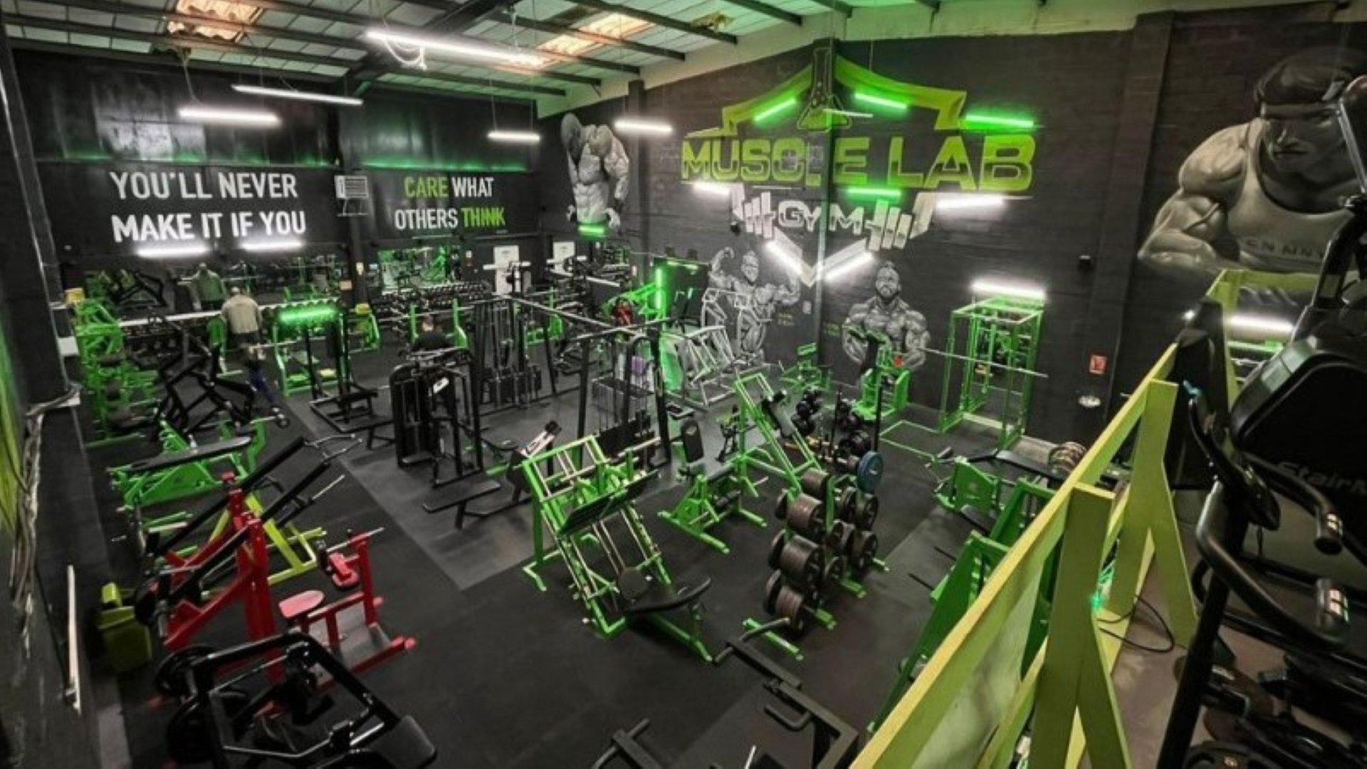 WWE star and World’s Strongest Man’s surprise visit to Scots gym WWE star and World’s Strongest Man’s surprise visit to Scots gym